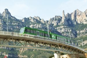 Cómo ir o llegar de Barcelona a Girona en transporte público