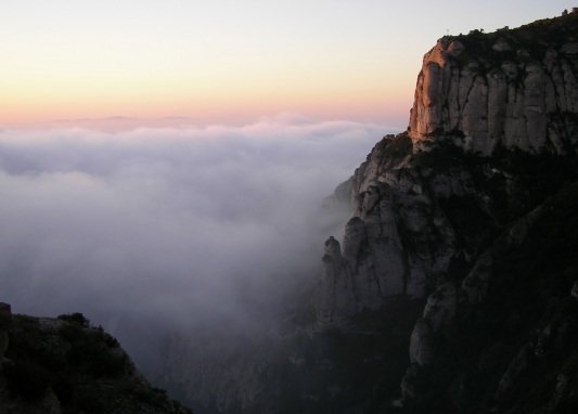 Boira al Parc Natural de Montserrat / Niebla en el Parque Natural de Montserrat